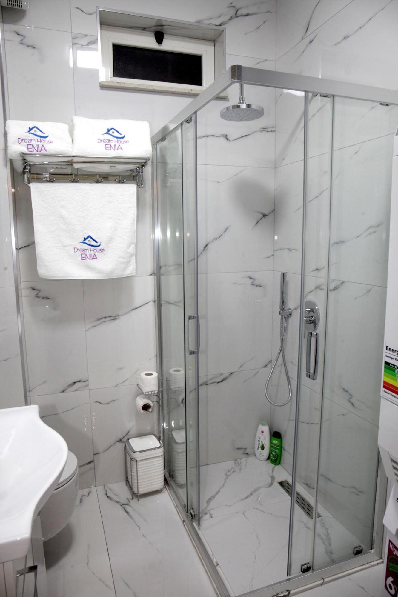 Dream House Enia 2 Apartman Shkodra Kültér fotó