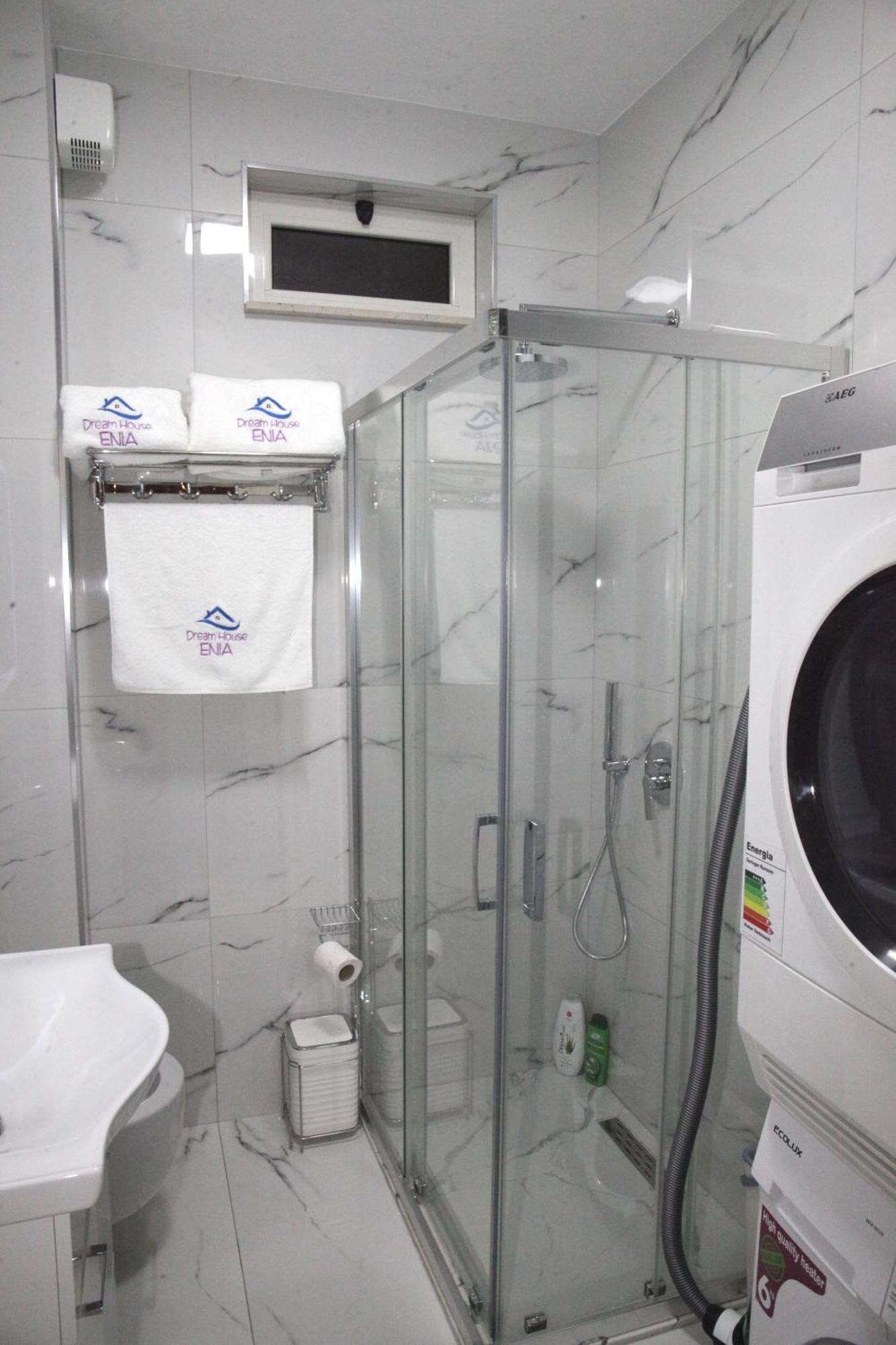 Dream House Enia 2 Apartman Shkodra Kültér fotó